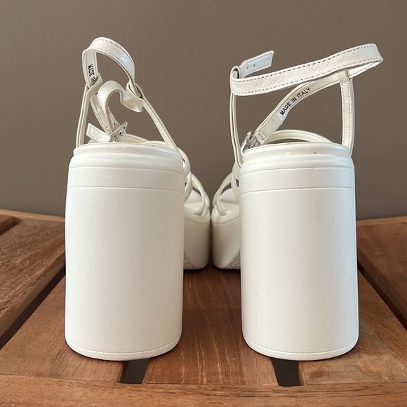 SOLD Free People chunky white platform heels sandals, size EU 40. US 8.5 - Picture 5 of 9